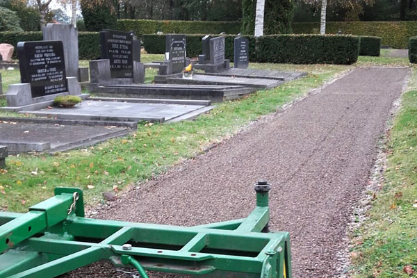 jtg_machines-op-maat_kilverbak_wandelpad-kiezelpad-begraafplaats jtg machines-op-maat voetpad kilverbak begraafplaats